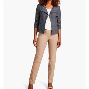 Nic + Zoe Wonderstretch pull on pants size 4